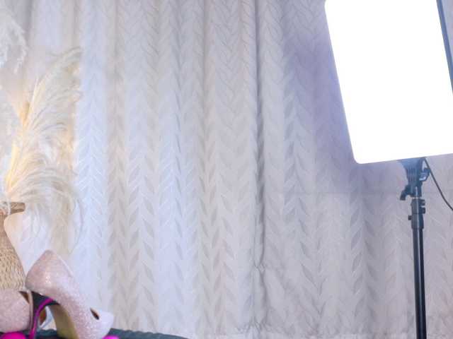 Vanessa-Mejiia live cam on BongaCams