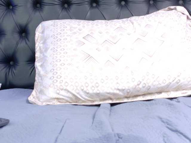 Vanessa-Mejiia live cam on BongaCams