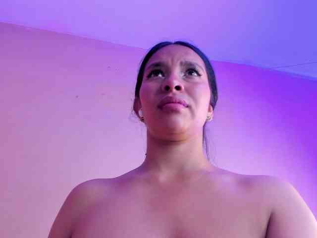 Vanessa-Mejiia webcam