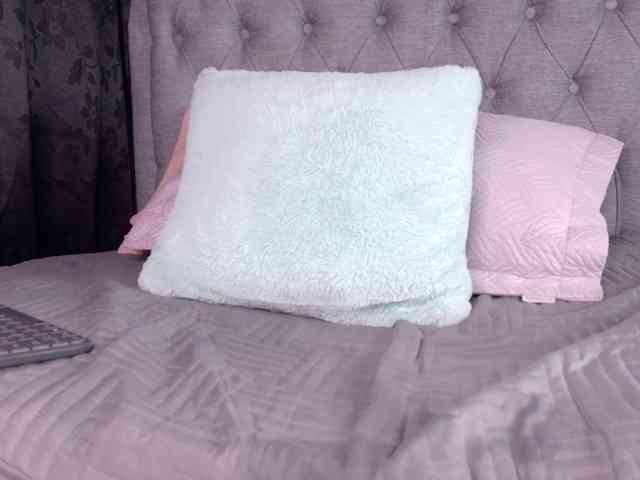 Vanessa-Mejiia webcam