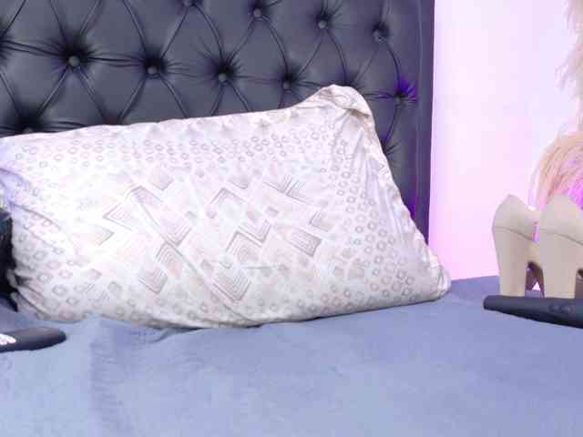 Vanessa-Mejiia Live Webcam on BongaCams