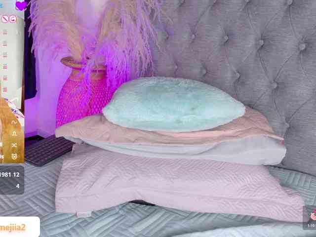 Vanessa-Mejiia webcam