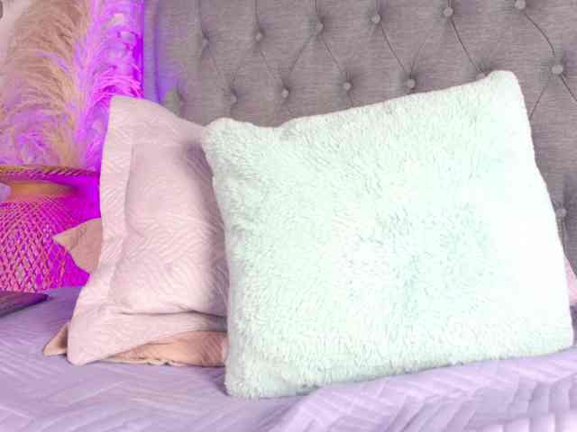 Vanessa-Mejiia webcam