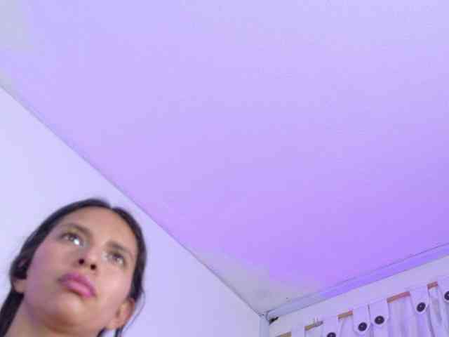 Vanessa-Mejiia webcam