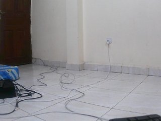 Liz-Belle's Live Webcam