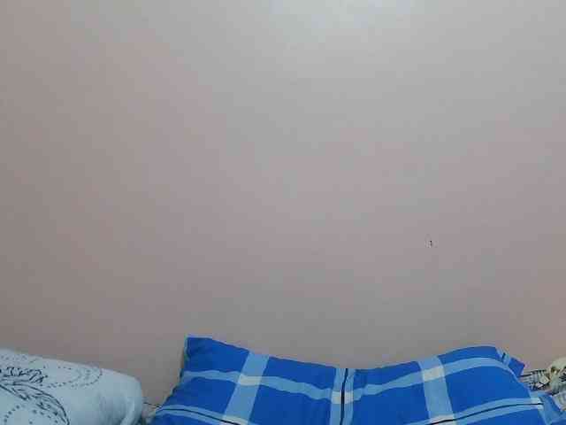 Liz-Belle webcam