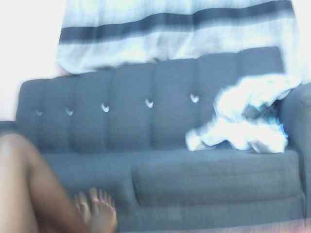 Liz-Belle webcam