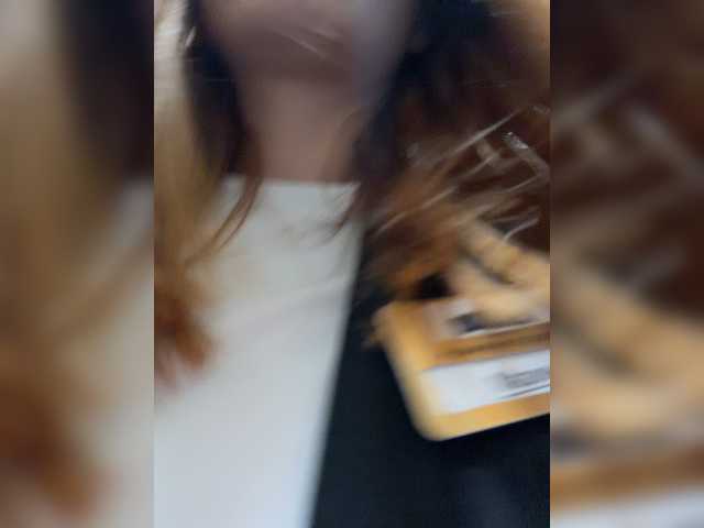 le modèle SherrySery est en webcam porno dans un show sur le site bongacams, il possède les tags suivants: White/Caucasian,Redhead,Hairy