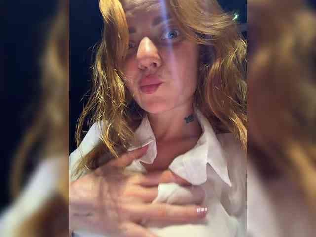 SherrySery webcam