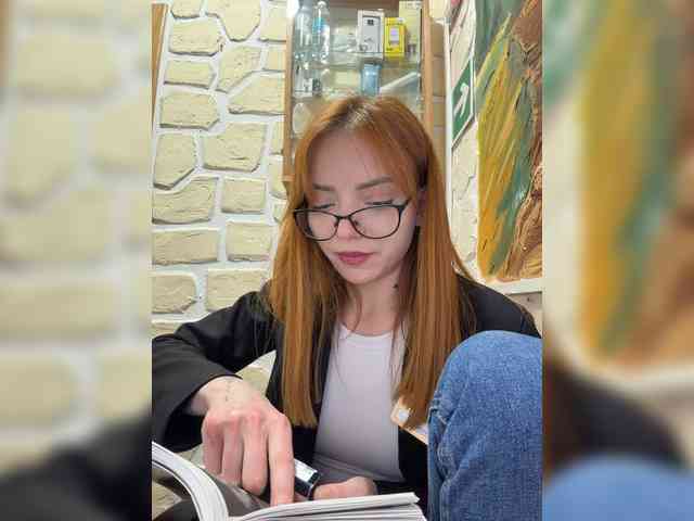 SherrySery webcam