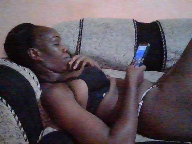 nyamburacarla254 Live Cam on BongaCams