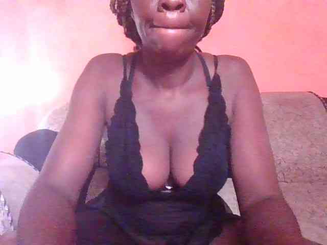 nyamburacarla254 webcam