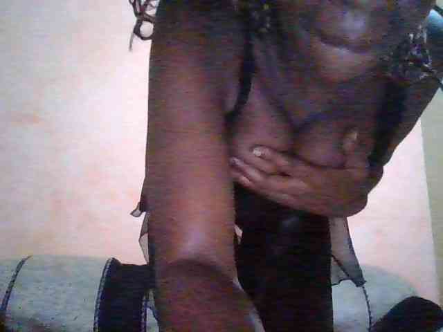 nyamburacarla254 webcam