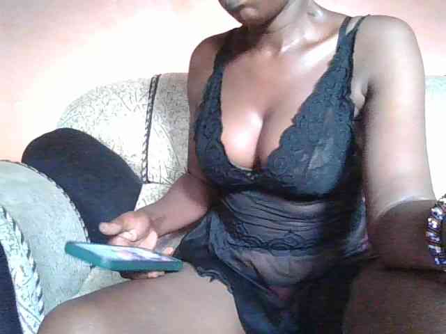 nyamburacarla254 webcam