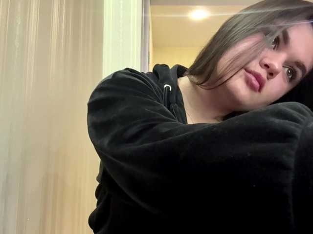 dve-bolshie-doyki's BongaCams show and profile