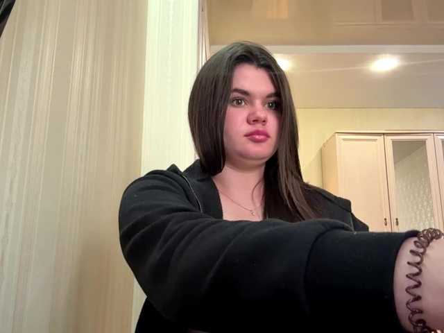 dve-bolshie-doyki's BongaCams show and profile