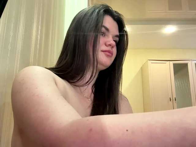 dve-bolshie-doyki's BongaCams show and profile