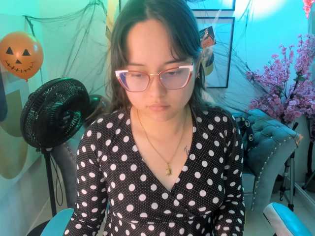 Shady-bug live cam on BongaCams