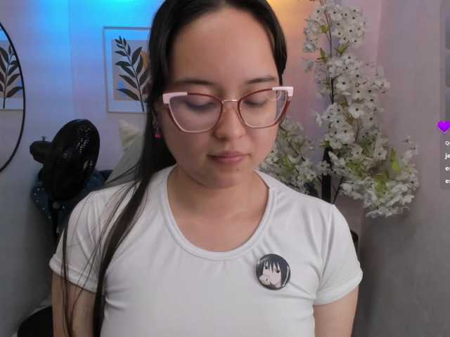 Shady-bug live cam on BongaCams