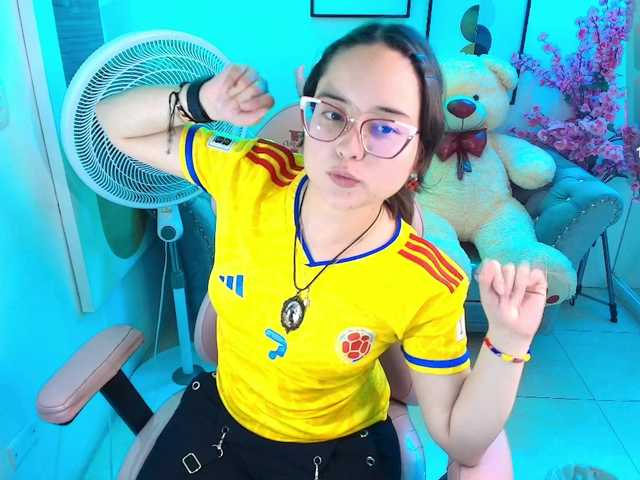 Shady-bug live cam on BongaCams