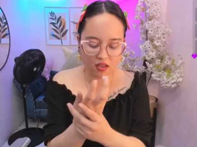 Shady-bug live cam on BongaCams