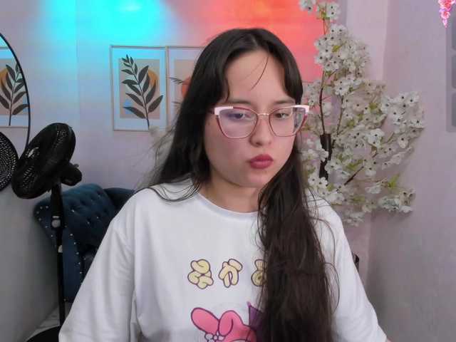 Shady-bug live cam on BongaCams
