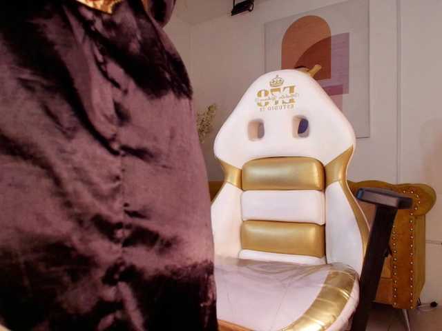 Shady-bug live cam on BongaCams