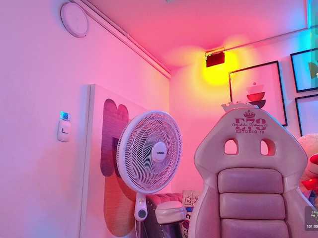 Shady-bug live cam on BongaCams