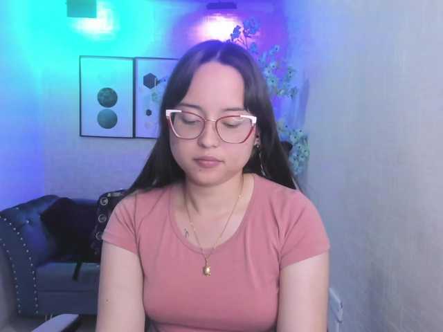 Shady-bug live cam on BongaCams