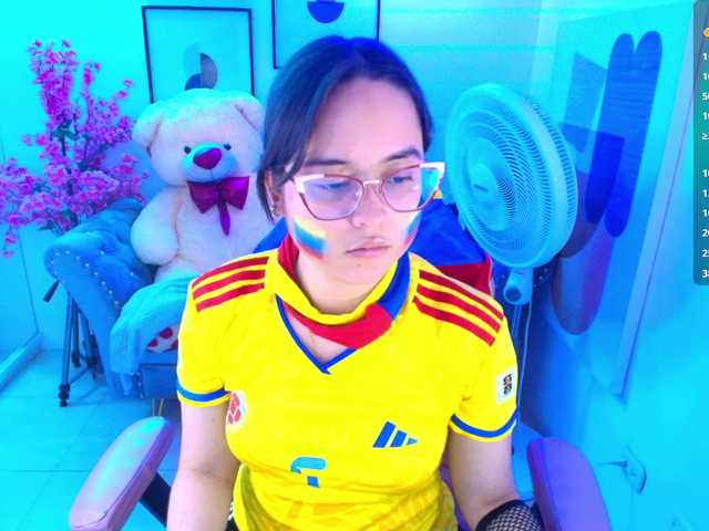 Shady-bug live cam on BongaCams