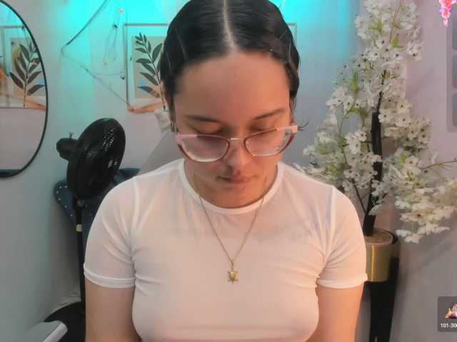 Shady-bug live cam on BongaCams