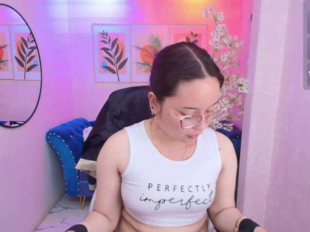 Shady-bug live cam on BongaCams