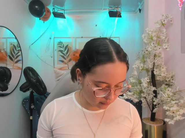 Shady-bug live cam on BongaCams