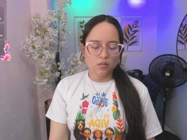 Shady-bug live cam on BongaCams