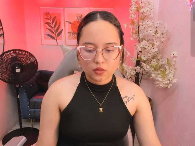 Shady-bug live cam on BongaCams