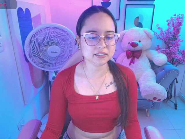 Shady-bug live cam on BongaCams