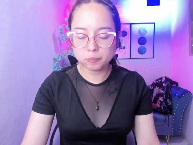 Shady-bug live cam on BongaCams