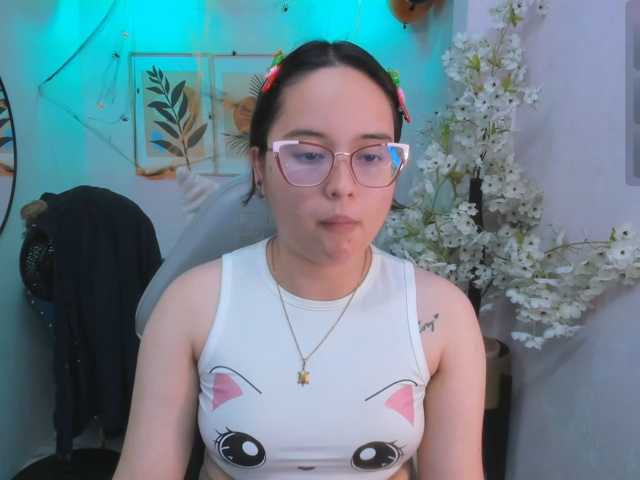 Shady-bug live cam on BongaCams