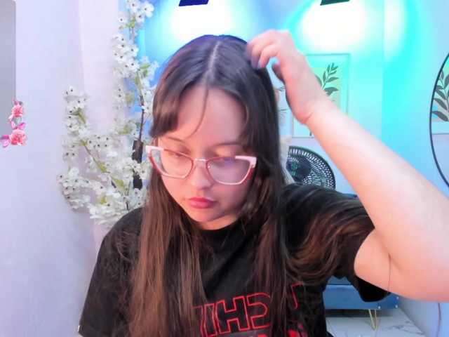 Shady-bug live cam on BongaCams