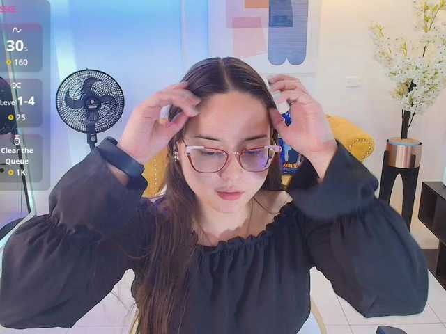 Shady-bug live cam on BongaCams