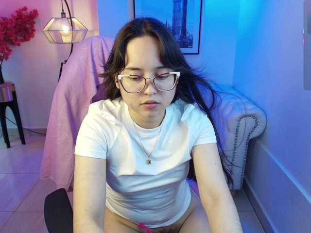 Shady-bug's BongaCams show and profile