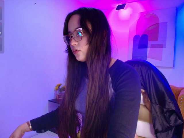 Shady-bug live cam on BongaCams