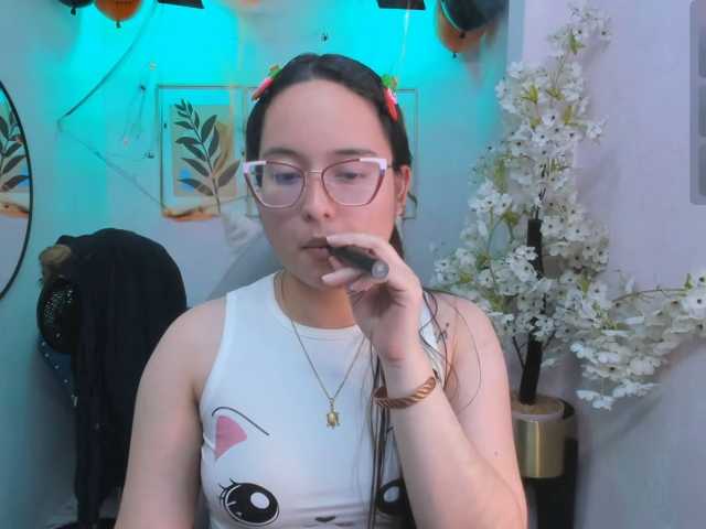 Shady-bug, en directo ahora en BongaCams