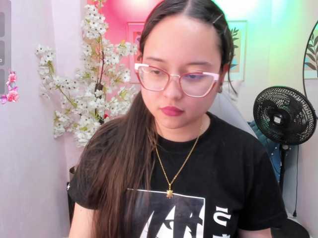 Shady-bug live cam on BongaCams