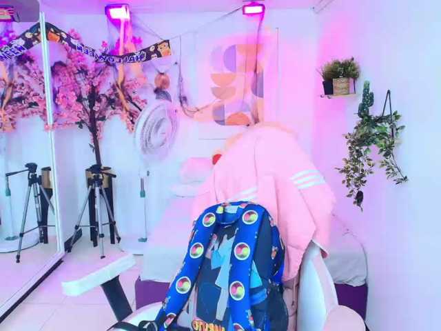 Shady-bug live cam on BongaCams