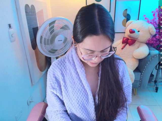 Shady-bug live cam on BongaCams