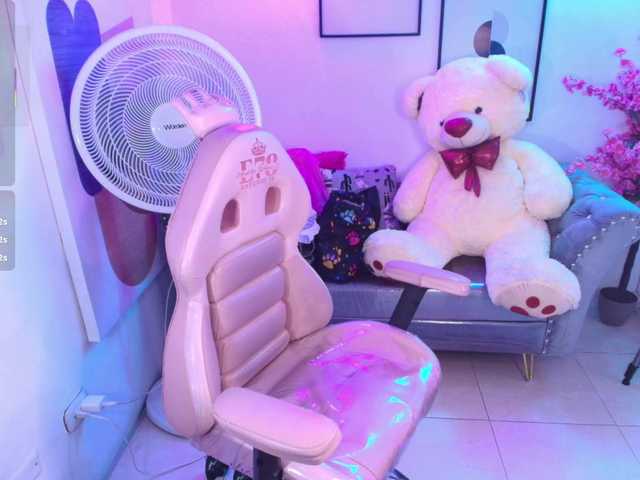 Shady-bug live cam on BongaCams