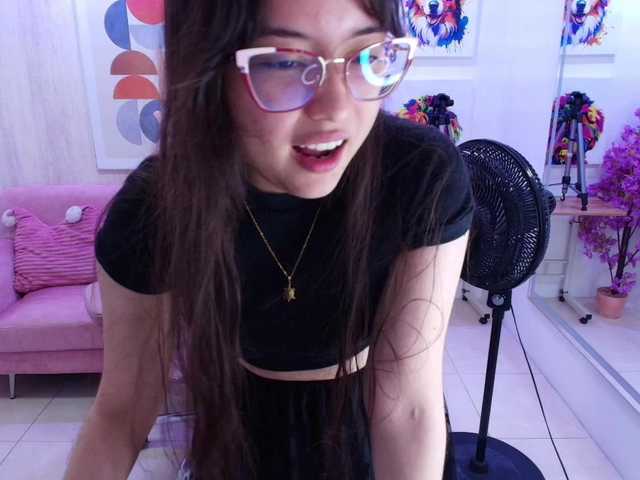 Shady-bug — live female cam