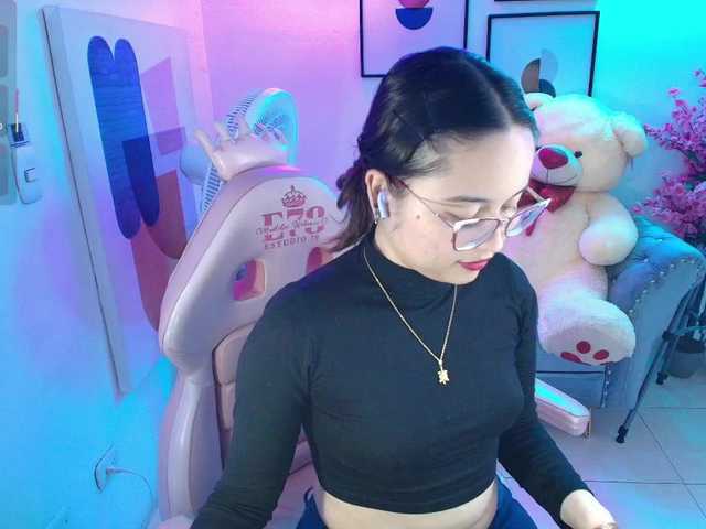Shady-bug live cam on BongaCams
