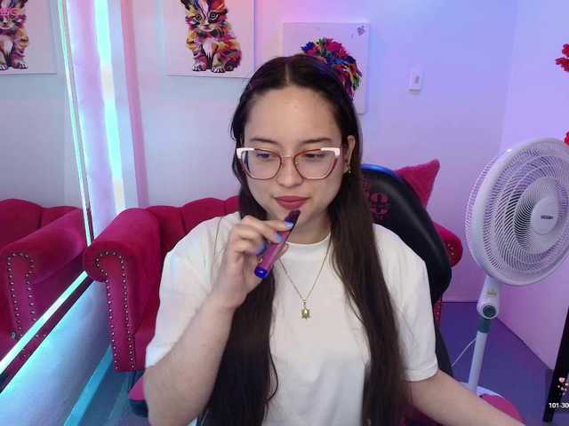 Shady-bug live cam on BongaCams